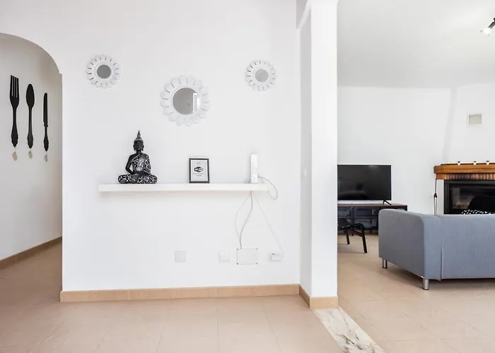 Guest Hostal